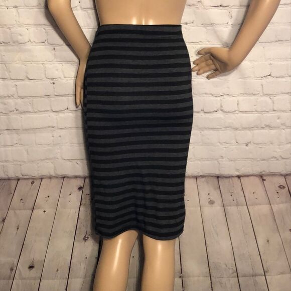 Rolla Coster Striped Knee Length Tube Pencil Skirt or Dress Juniors M Bodycon - Picture 5 of 8